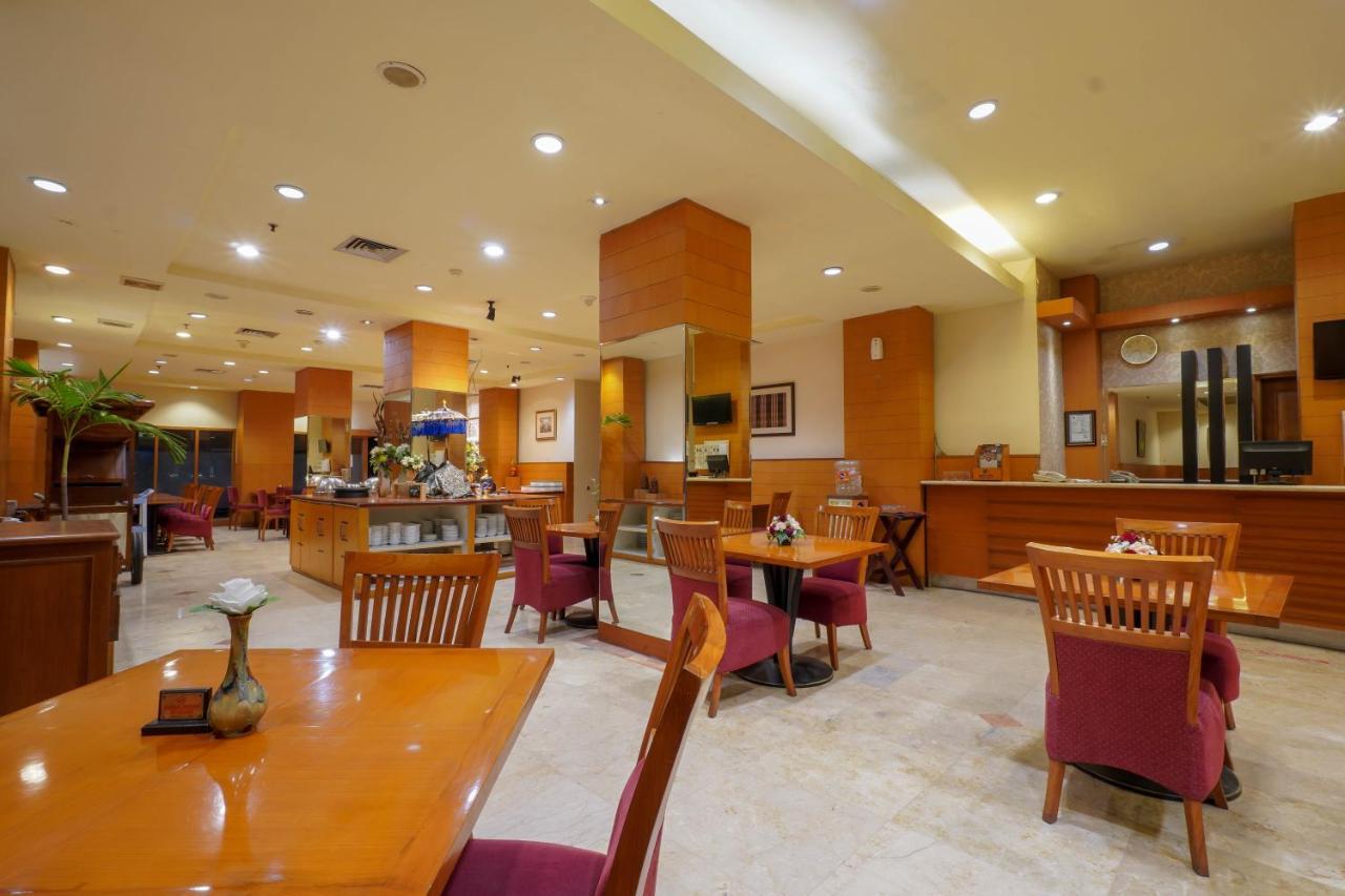 Hotel Bisanta Bidakara Tunjungan Surabaya Eksteriør bilde
