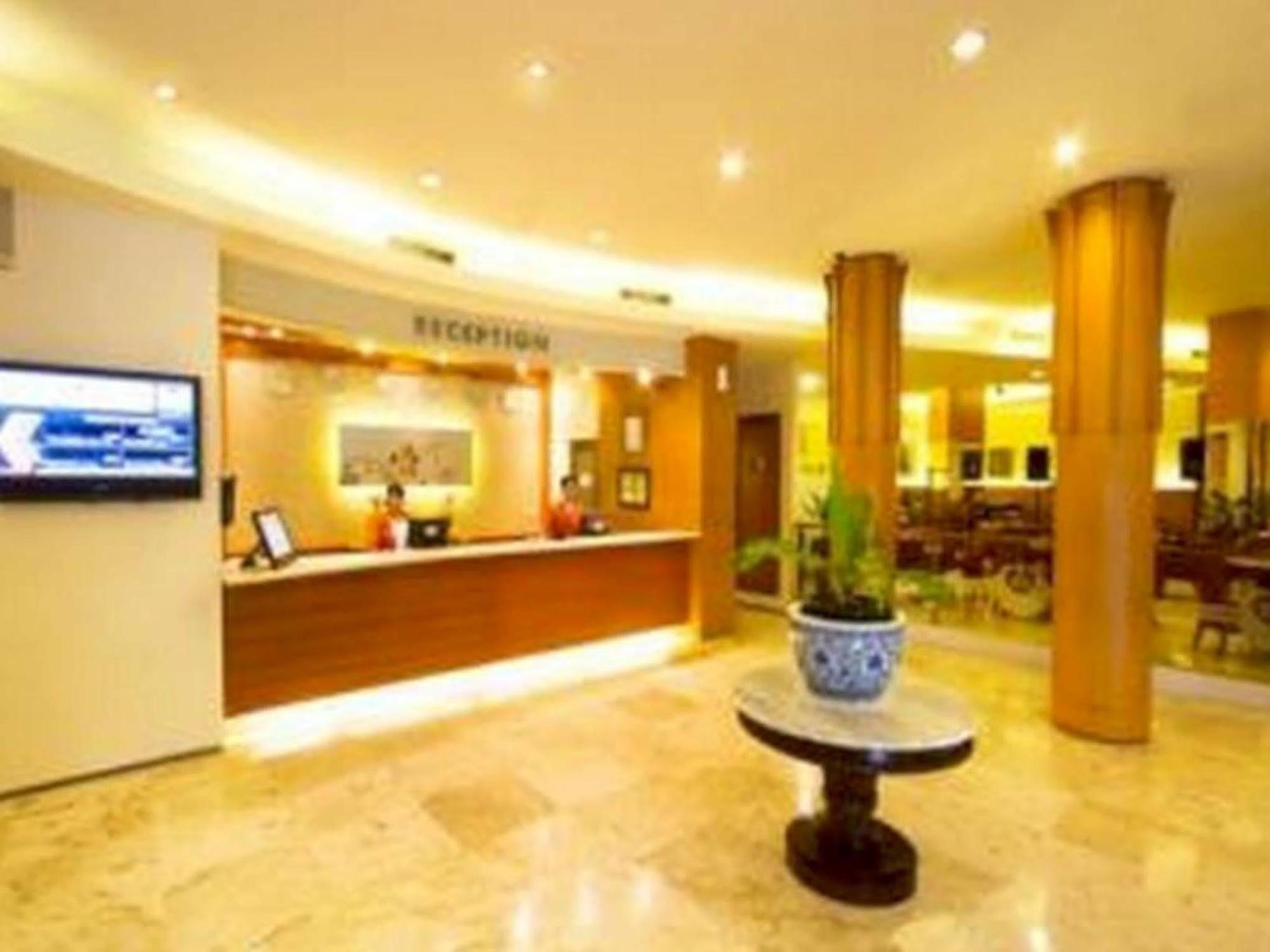 Hotel Bisanta Bidakara Tunjungan Surabaya Eksteriør bilde